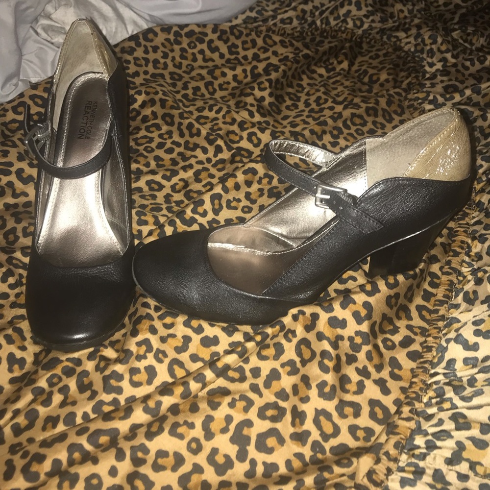 Kenneth Cole reaction high heel size 11